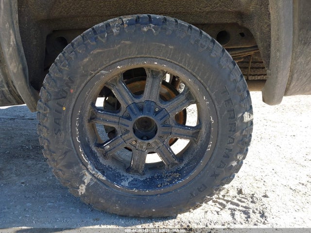 2015 Gmc Sierra 1500 Slt მანქანა იყიდება აუქციონზე, vin: 3GTU2VEC2FG153706, აუქციონის ნომერი: 44366142