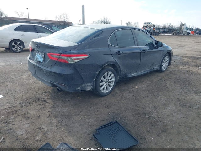 4T1B11HKXJU099370 Toyota CAMRY LE