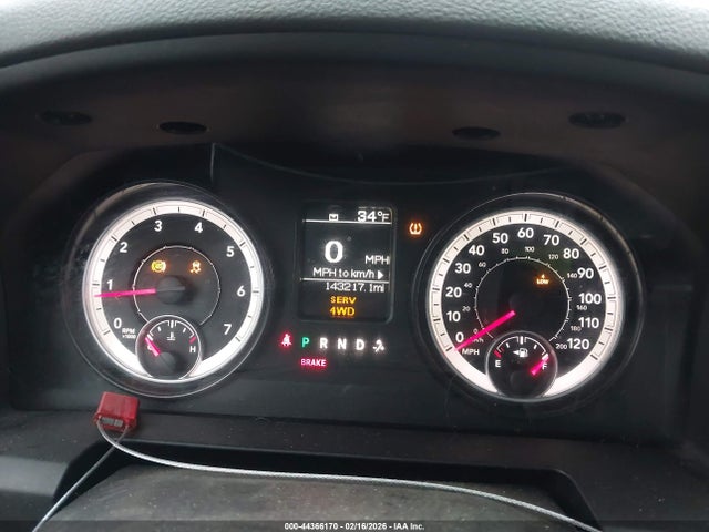44366170 :رقم المزاد ، 3C6TR5CT8EG253163 vin ، 2014 Ram 2500 Tradesman مزاد بيع