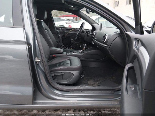 2016 AUDI A3 WAUB8GFF0G1085056 Photo 4