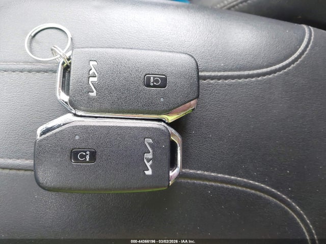 44366196 :رقم المزاد ، KNDC3DLC5N5060139 vin ، 2022 Kia Ev6 Wind مزاد بيع
