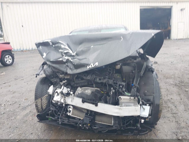 44366196 :رقم المزاد ، KNDC3DLC5N5060139 vin ، 2022 Kia Ev6 Wind مزاد بيع