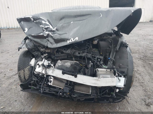 44366196 :رقم المزاد ، KNDC3DLC5N5060139 vin ، 2022 Kia Ev6 Wind مزاد بيع