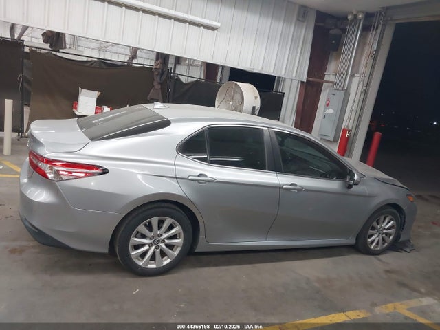 Toyota CAMRY LE 2019 4T1B11HK6KU796147 Image 13
