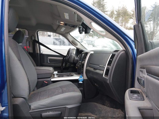 2018 Ram 1500 Big Horn  4x4 6'4 Box მანქანა იყიდება აუქციონზე, vin: 1C6RR7GT0JS170362, აუქციონის ნომერი: 44366204