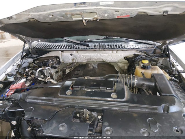 1FMJU1JTXHEA24338 Ford Expedition Xlt