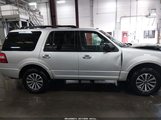 1FMJU1JTXHEA24338 Ford Expedition Xlt