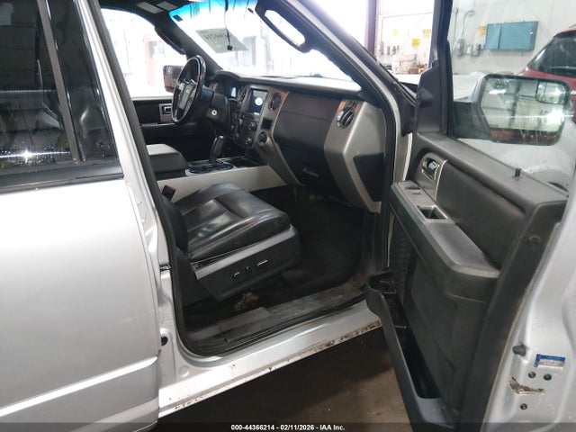 1FMJU1JTXHEA24338 Ford Expedition Xlt