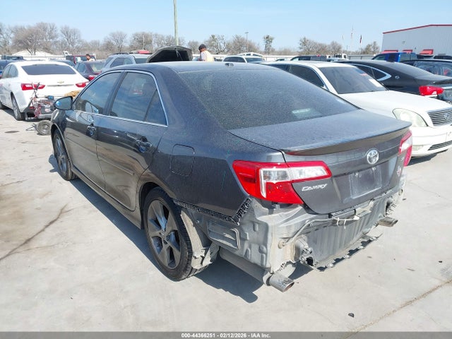 2012 Toyota Camry Se V6 მანქანა იყიდება აუქციონზე, vin: 4T1BK1FKXCU018757, აუქციონის ნომერი: 44366251