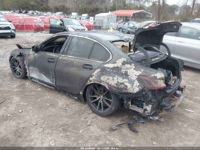 44366308 :رقم المزاد ، 3MW5R1J03L8B23850 vin ، 2020 Bmw 330i مزاد بيع