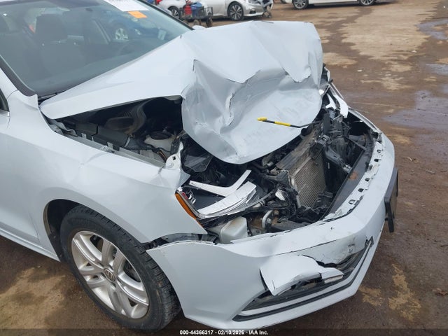 Продажа на аукционе авто 2017 Volkswagen Jetta 1.4t S, vin: 3VW2B7AJ0HM363956, номер лота: 44366317