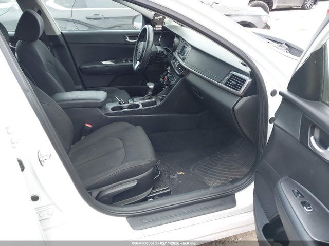 5XXGT4L38HG167414 KIA Optima Lx