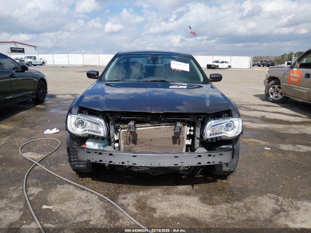 44366341 :رقم المزاد ، 2C3CCARG1HH610270 vin ، 2017 Chrysler 300 Limited Awd مزاد بيع