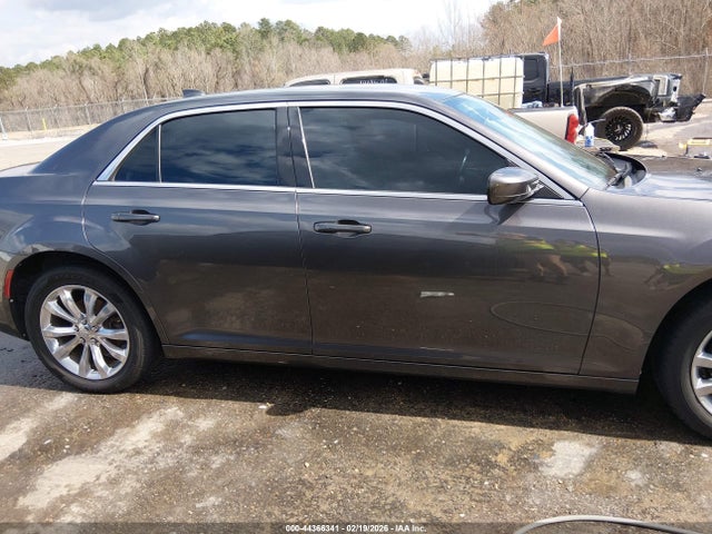44366341 :رقم المزاد ، 2C3CCARG1HH610270 vin ، 2017 Chrysler 300 Limited Awd مزاد بيع