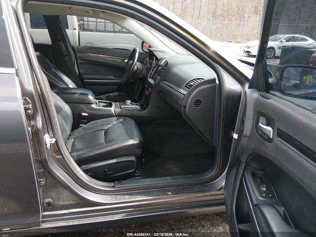 2017 CHRYSLER 300 2C3CCARG1HH610270 Photo 4