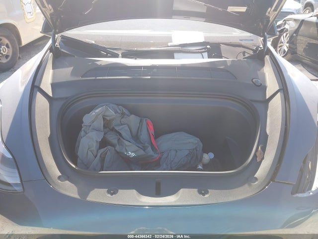 Продажа на аукционе авто 2024 Tesla Model Y Performance Dual Motor All-wheel Drive, vin: 7SAYGDEF6RA275017, номер лота: 44366342