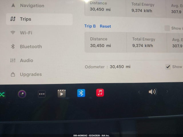 Продажа на аукционе авто 2024 Tesla Model Y Performance Dual Motor All-wheel Drive, vin: 7SAYGDEF6RA275017, номер лота: 44366342