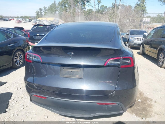 Продажа на аукционе авто 2024 Tesla Model Y Performance Dual Motor All-wheel Drive, vin: 7SAYGDEF6RA275017, номер лота: 44366342