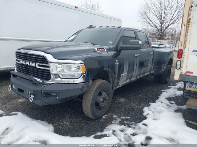 3C63RRHL9KG569909 RAM 3500 Big Horn 4x4 8&#039; Box