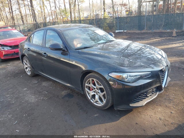 2023 ALFA ROMEO GIULIA ZARFAMBN6P7671283