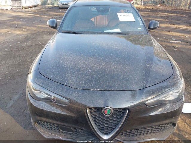 2023 ALFA ROMEO GIULIA ZARFAMBN6P7671283 Photo 5