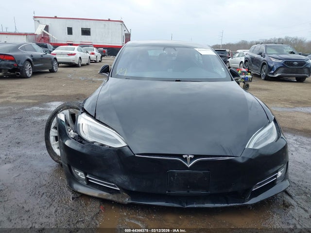 Aukcja sprzedaży 2018 Tesla Model S 100d/75d/p100d, vin: 5YJSA1E2XJF295102, numer aukcji: 44366375