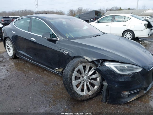 Aukcja sprzedaży 2018 Tesla Model S 100d/75d/p100d, vin: 5YJSA1E2XJF295102, numer aukcji: 44366375