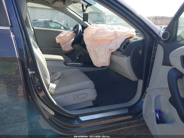 2016 ACURA RDX 5J8TB3H52GL018521 Photo 4