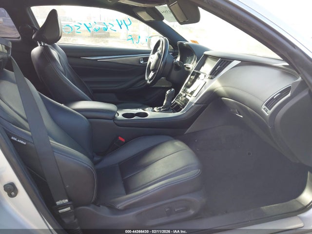 JN1EV7EL1JM390882 Infiniti Q60 3.0t Luxe