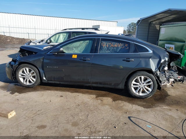 1G1ZD5STXJF121321 Chevrolet MALIBU LT