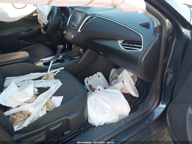 1G1ZD5STXJF121321 Chevrolet MALIBU LT