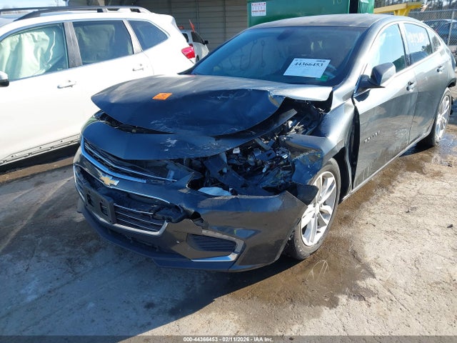 1G1ZD5STXJF121321 Chevrolet MALIBU LT