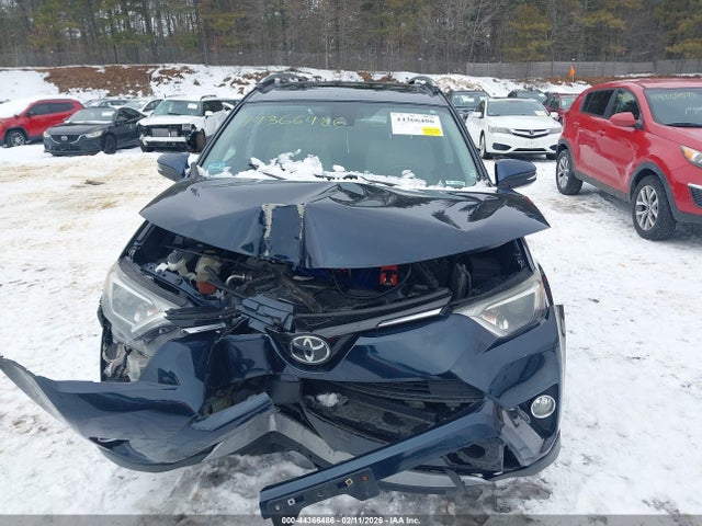 Toyota Rav4 Xle 2017 2T3RFREV1HW663762 Image 12