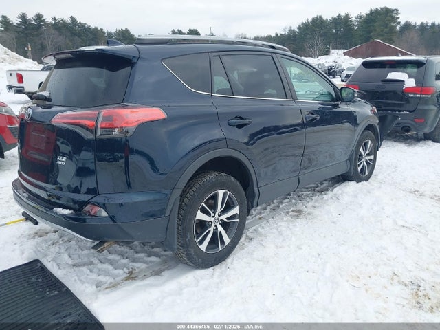 Toyota Rav4 Xle 2017 2T3RFREV1HW663762 Image 4