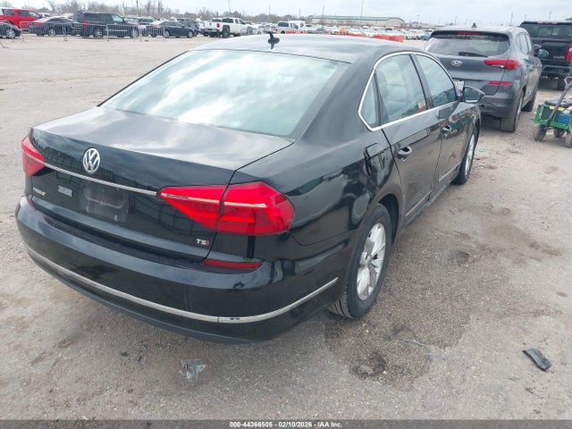 2016 VOLKSWAGEN PASSAT 1VWAT7A35GC006881 Photo 3