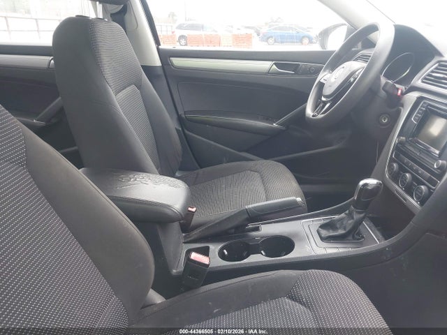 2016 VOLKSWAGEN PASSAT 1VWAT7A35GC006881 Photo 4