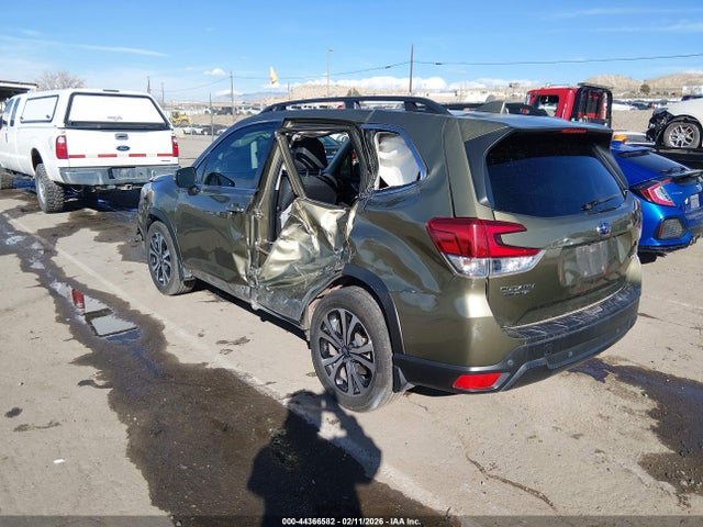 2022 SUBARU FORESTER JF2SKAPC0NH519956 Photo 2