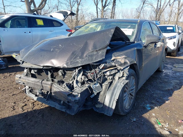 44366632 :رقم المزاد ، JTHBK1GG0D2022004 vin ، 2013 Lexus Es 350 مزاد بيع