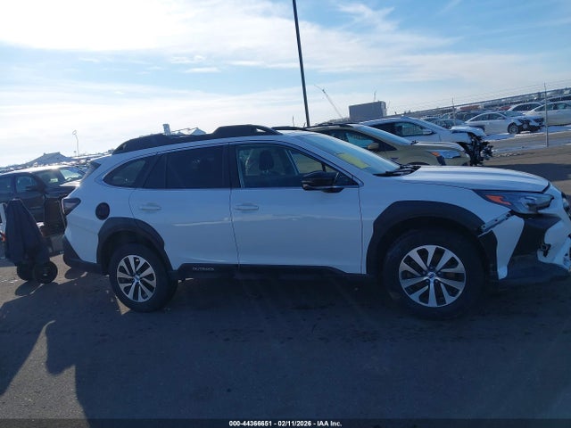 4S4BTACC3R3265417 Subaru Outback Premium