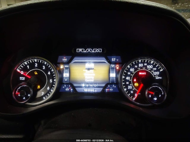 44366753 :رقم المزاد ، 1C6SRFJT1KN776371 vin ، 2019 Ram 1500 Laramie  4x4 5'7 Box مزاد بيع