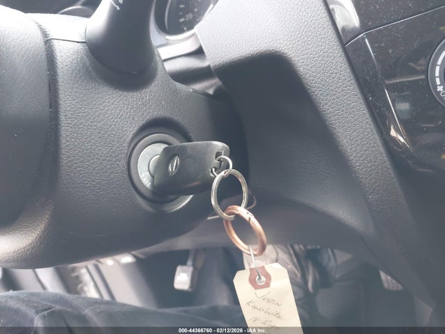 JN1BJ1CR4JW267486 Nissan Rogue Sport S