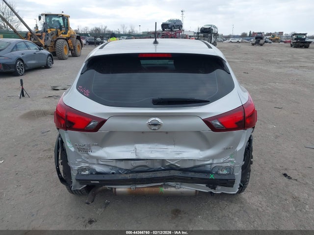 JN1BJ1CR4JW267486 Nissan Rogue Sport S