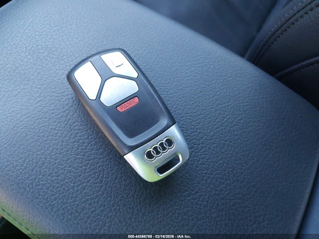 2018 AUDI A4 WAUENAF4XJA067155 Photo 10