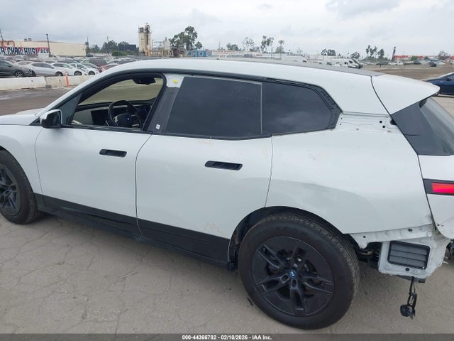 WB523CF04SCU32449 BMW Ix Xdrive50