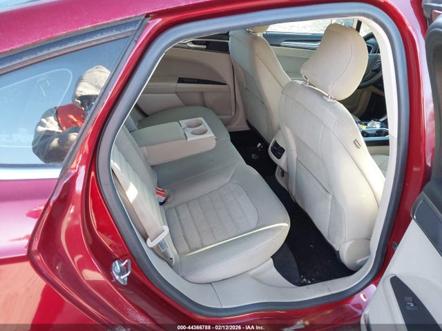 44366788 :رقم المزاد ، 3FA6P0HD7KR228860 vin ، 2019 Ford Fusion Se مزاد بيع