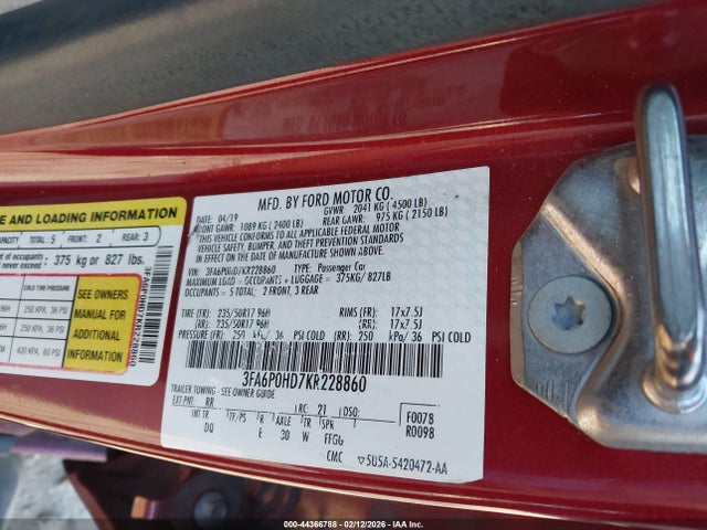 44366788 :رقم المزاد ، 3FA6P0HD7KR228860 vin ، 2019 Ford Fusion Se مزاد بيع