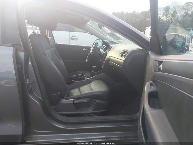 Продажа на аукционе авто 2011 Volkswagen Jetta 2.5l Se, vin: 3VWBX7AJ4BM392305, номер лота: 44366796
