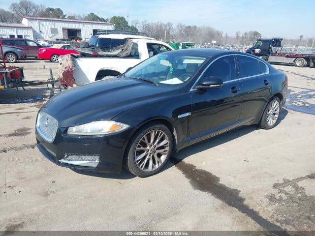 2013 JAGUAR XF SAJWA0E74D8S69138 Photo 1