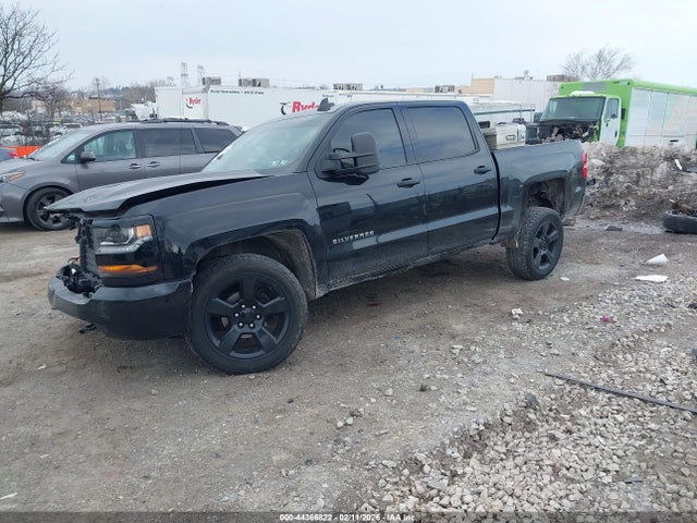 3GCUKPEC4JG186954 Chevrolet Silverado 1500 Custom