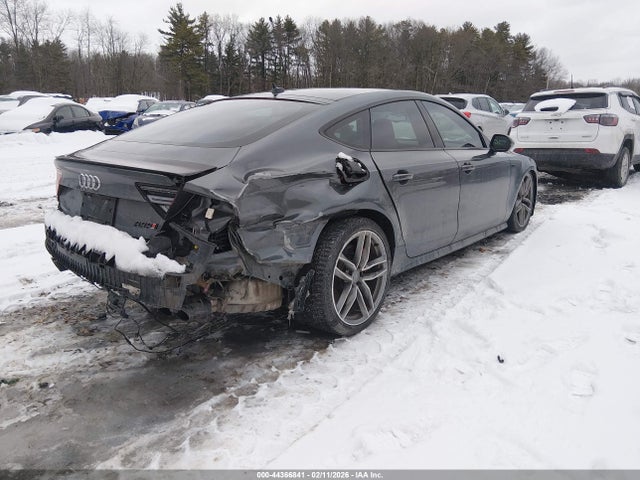 2017 AUDI S7 WAUWFAFC1HN059571 Photo 3